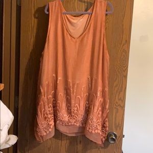 3X long tank top